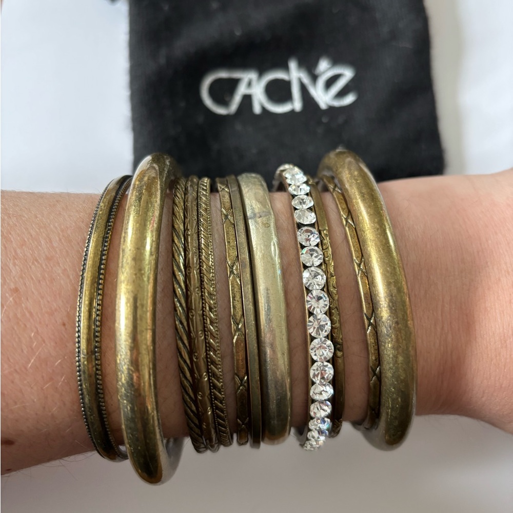 Vintage Caché Gold-Tone Bangle Bracelet Set